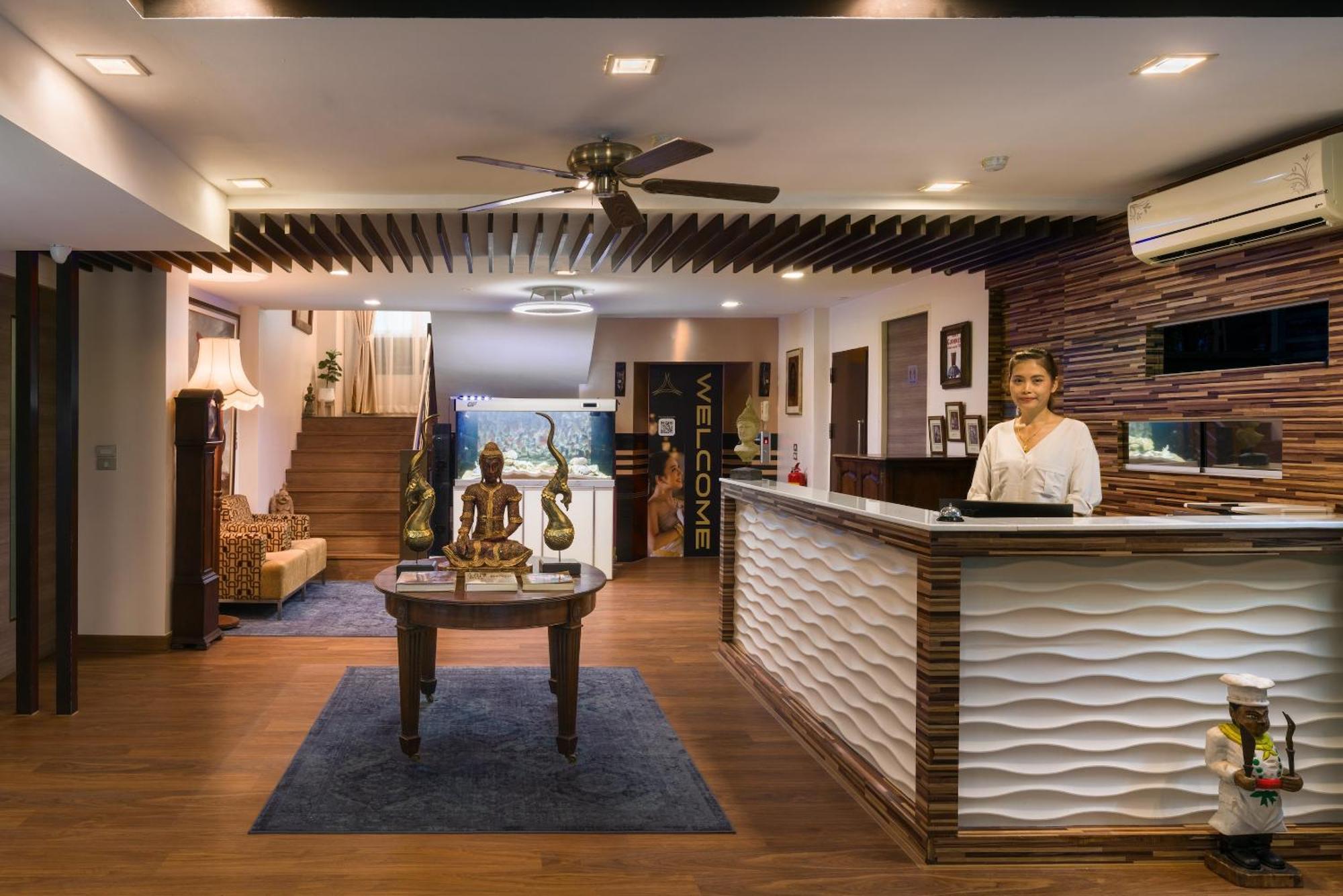 Aspira Suites Sukhumvit 20 Bangkok Ngoại thất bức ảnh