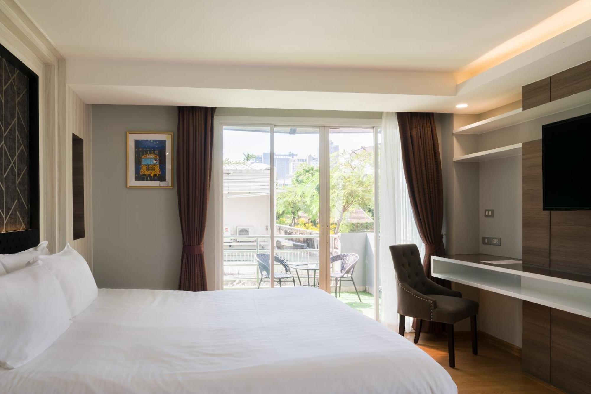 Aspira Suites Sukhumvit 20 Bangkok Ngoại thất bức ảnh