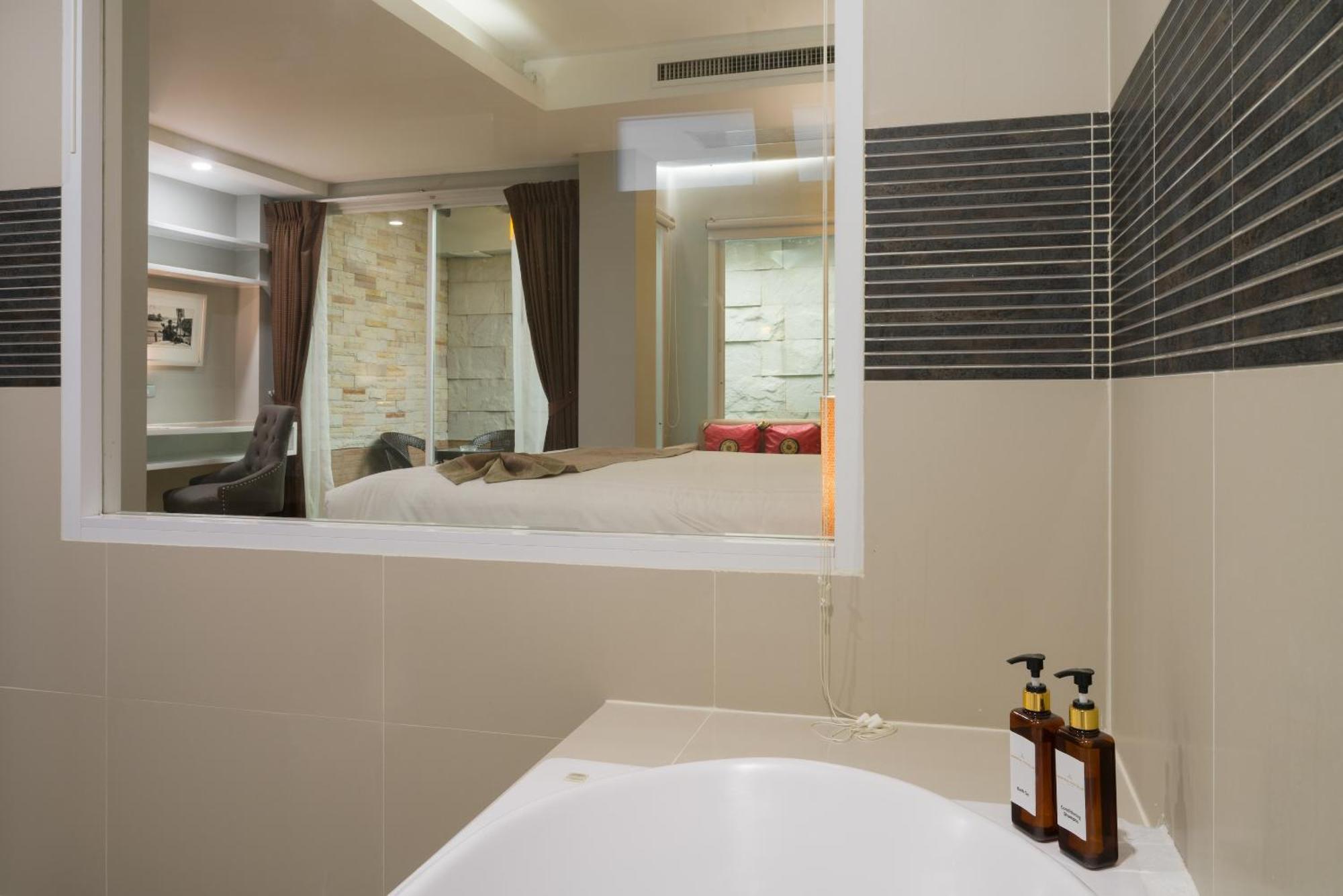 Aspira Suites Sukhumvit 20 Bangkok Ngoại thất bức ảnh