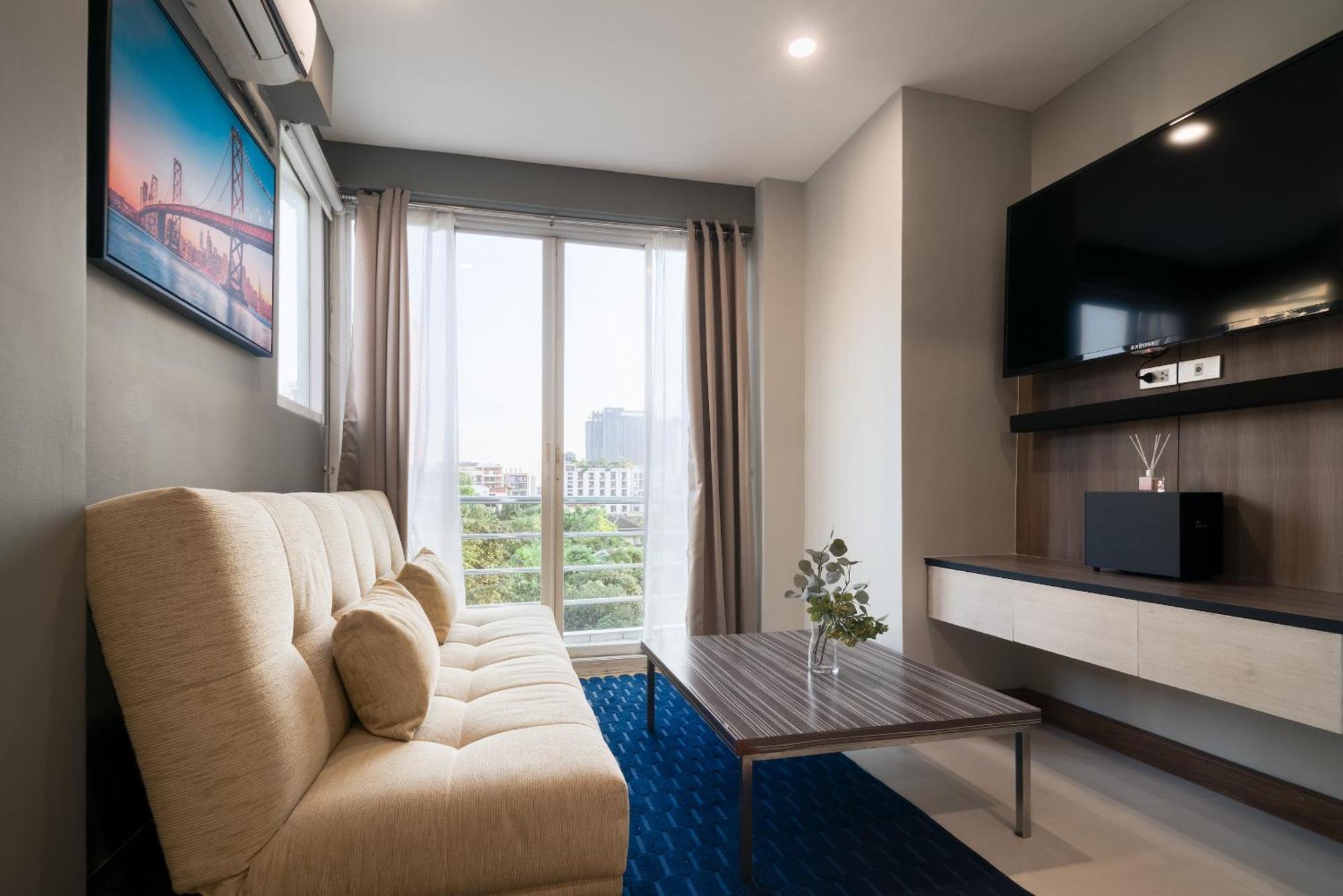 Aspira Suites Sukhumvit 20 Bangkok Ngoại thất bức ảnh