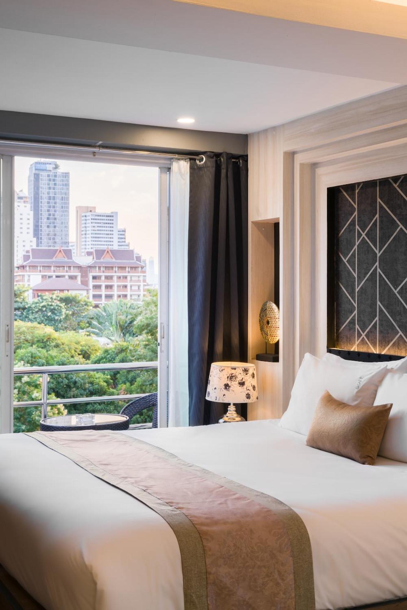 Aspira Suites Sukhumvit 20 Bangkok Ngoại thất bức ảnh